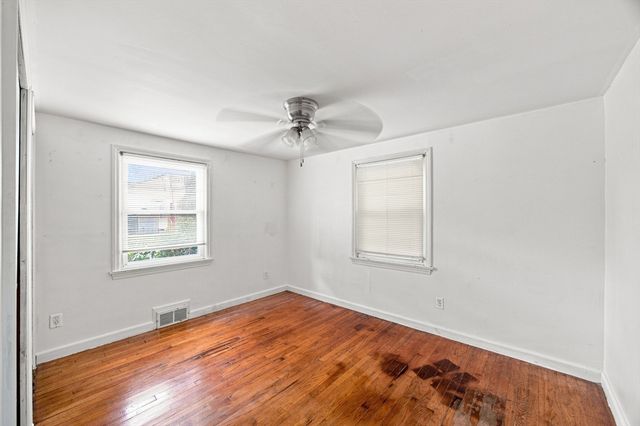 132 Miller St, Springfield, MA 01104