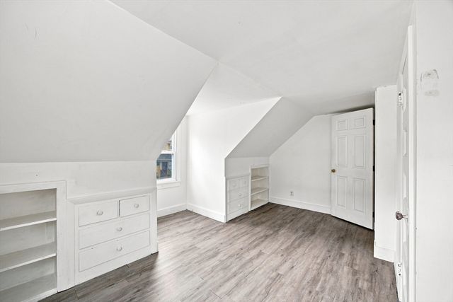 132 Miller St, Springfield, MA 01104
