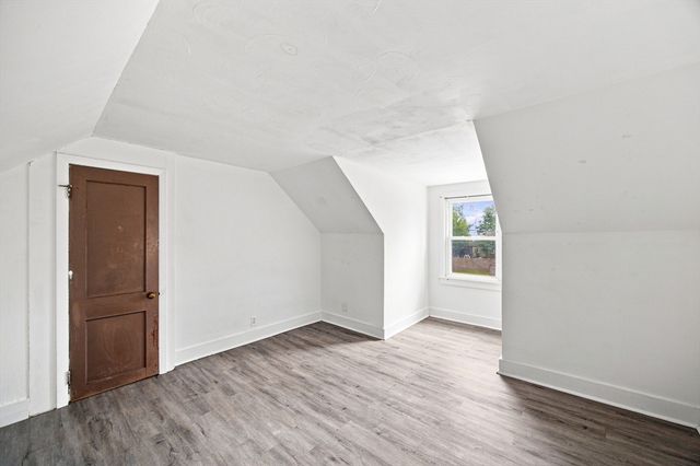 132 Miller St, Springfield, MA 01104