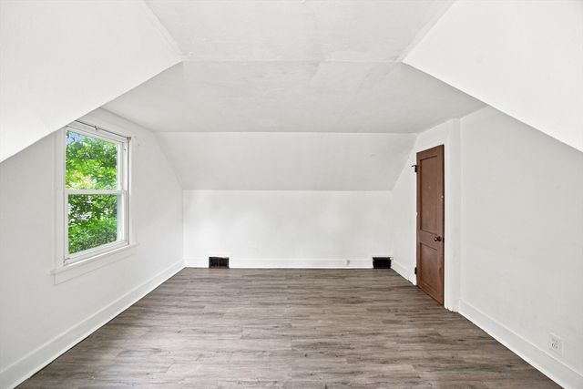 132 Miller St, Springfield, MA 01104