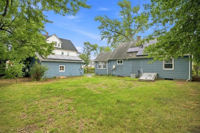 132 Miller St, Springfield, MA 01104