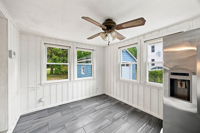 132 Miller St, Springfield, MA 01104