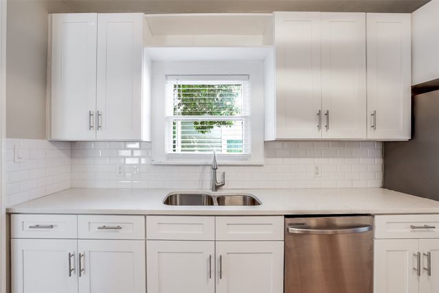 3125 Odessa Avenue, Fort Worth, TX 76109