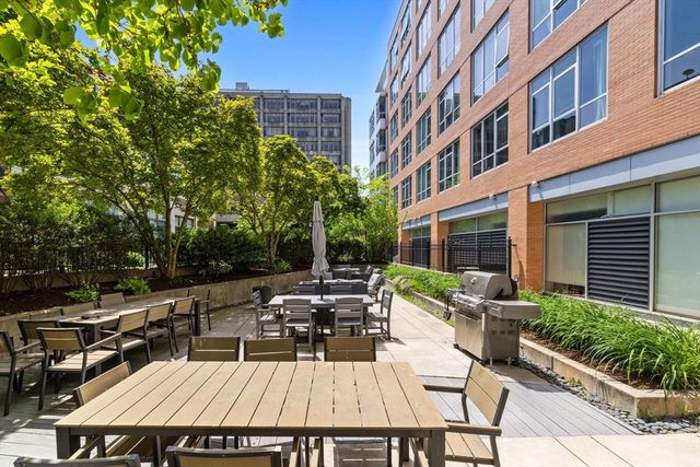 700 Harrison Ave 613, Boston, MA 02118