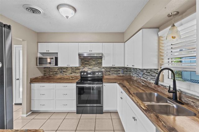 2510 ELEVENTH STREET, Englewood, FL 34224