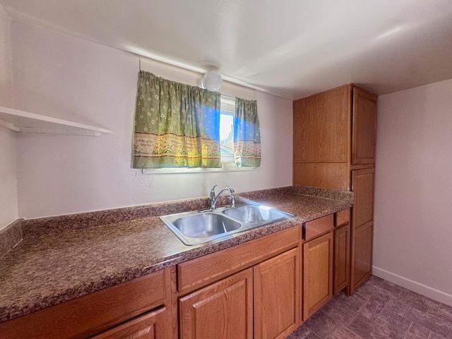 8173 Old School Way, Mokelumne Hill, CA 95245