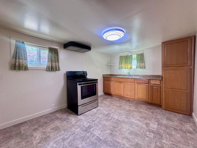 8173 Old School Way, Mokelumne Hill, CA 95245