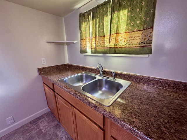 8173 Old School Way, Mokelumne Hill, CA 95245