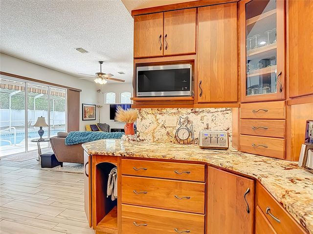 2087 BREEZY WAY, Spring Hill, FL 34608