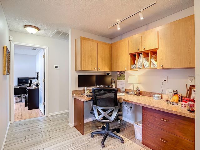 2087 BREEZY WAY, Spring Hill, FL 34608