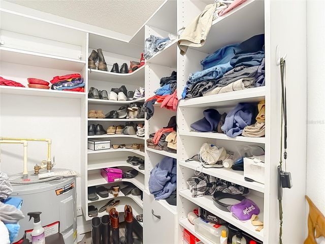 2087 BREEZY WAY, Spring Hill, FL 34608