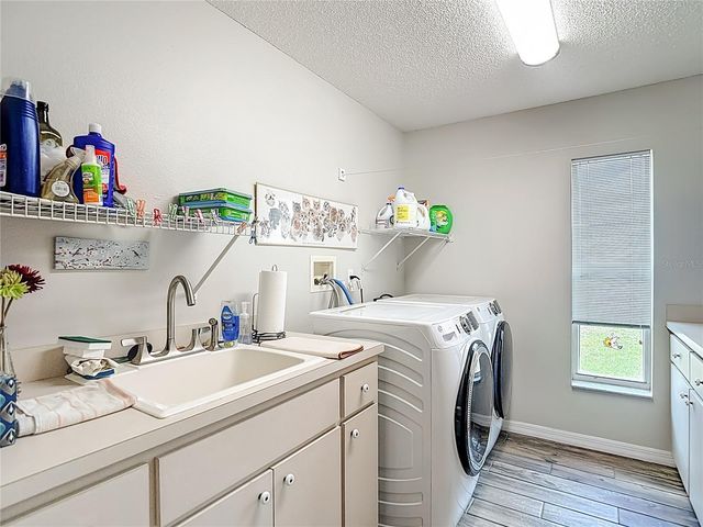 2087 BREEZY WAY, Spring Hill, FL 34608