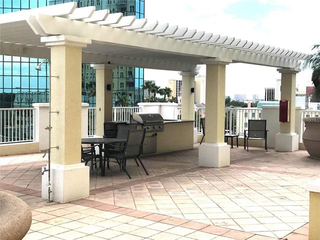 628 CLEVELAND STREET 903, Clearwater, FL 33755