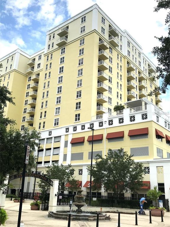 628 CLEVELAND STREET 903, Clearwater, FL 33755