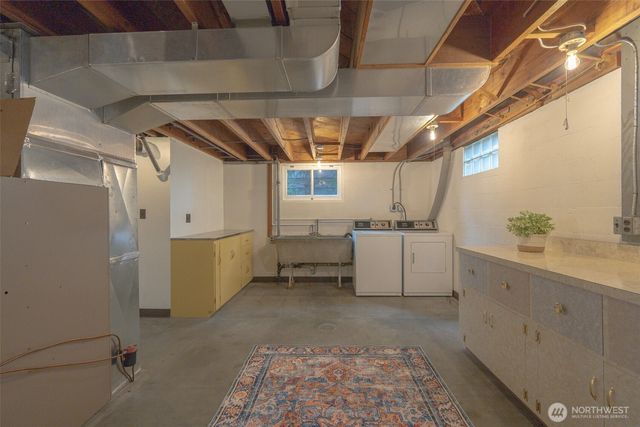 1518 N Wycoff Avenue, Bremerton, WA 98312