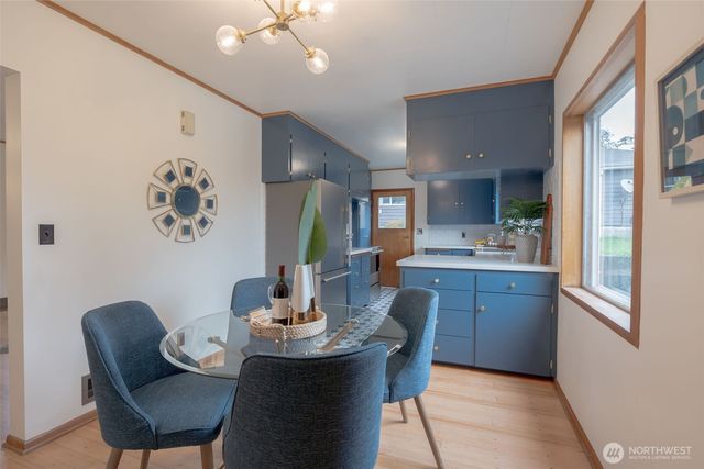 1518 N Wycoff Avenue, Bremerton, WA 98312