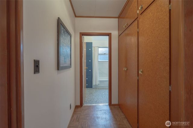 1518 N Wycoff Avenue, Bremerton, WA 98312