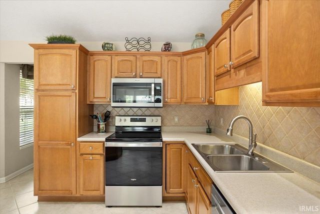 6027 Flintlock Drive, West Lafayette, IN 47906