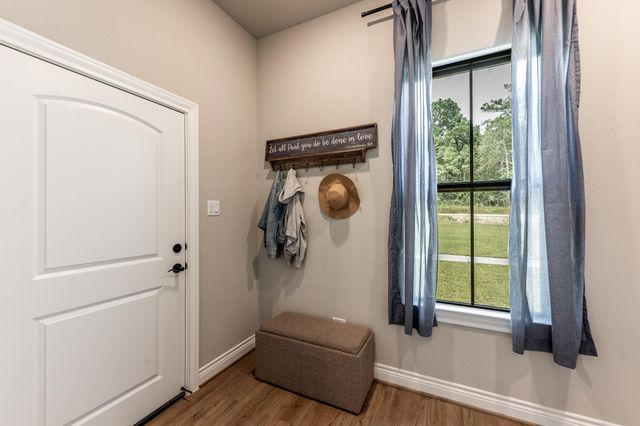 111 Eagle Run, New Waverly, TX 77358