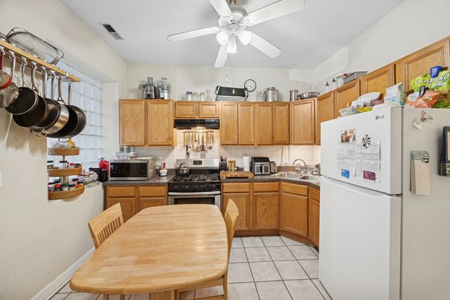 4003 W Adams Street, Chicago, IL 60624