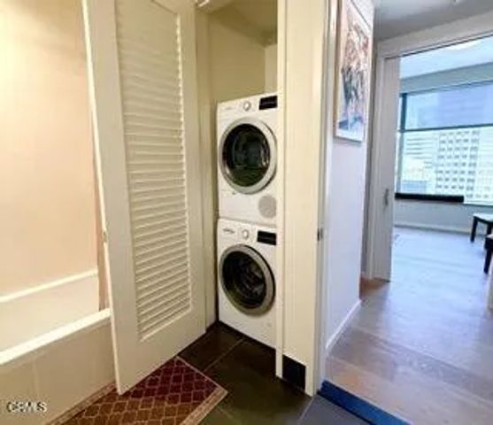 889 Francisco Street 2207, Los Angeles, CA 90017