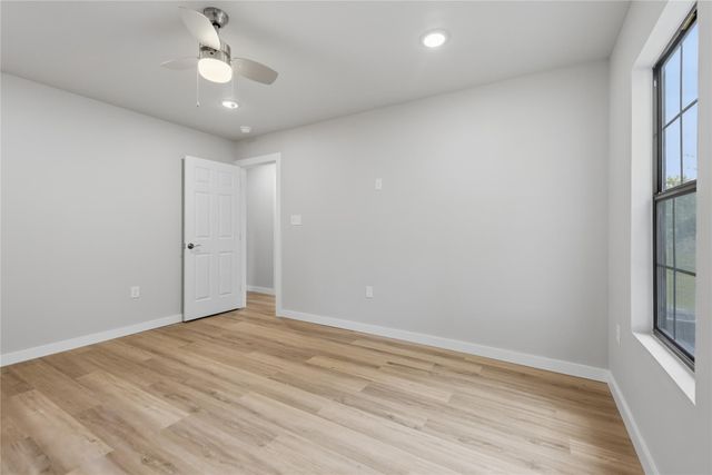 700 Rice ST, Rockdale, TX 76567