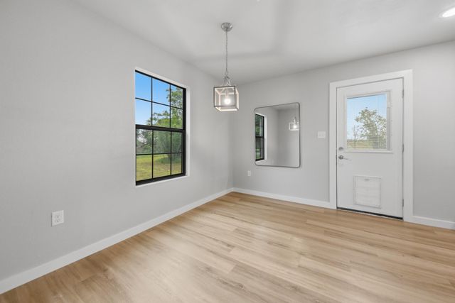 700 Rice ST, Rockdale, TX 76567