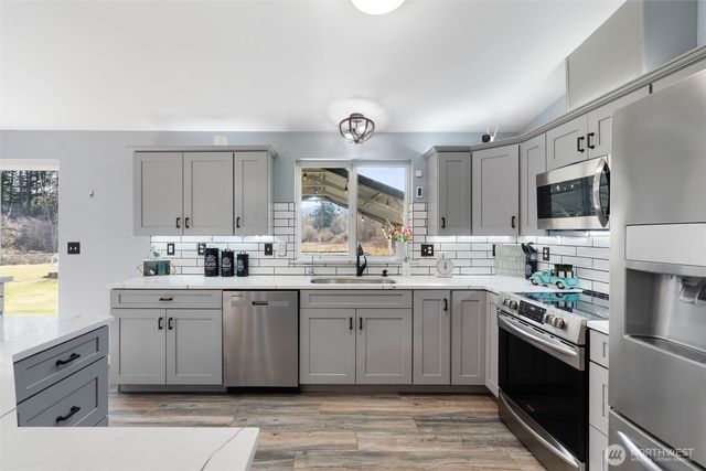 453 Coma Road, Vader, WA 98593