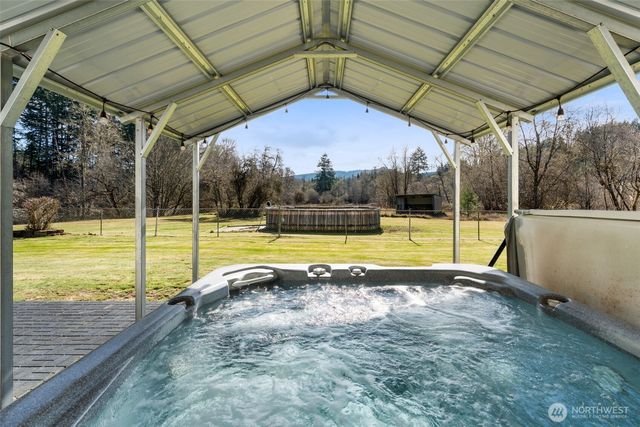 453 Coma Road, Vader, WA 98593