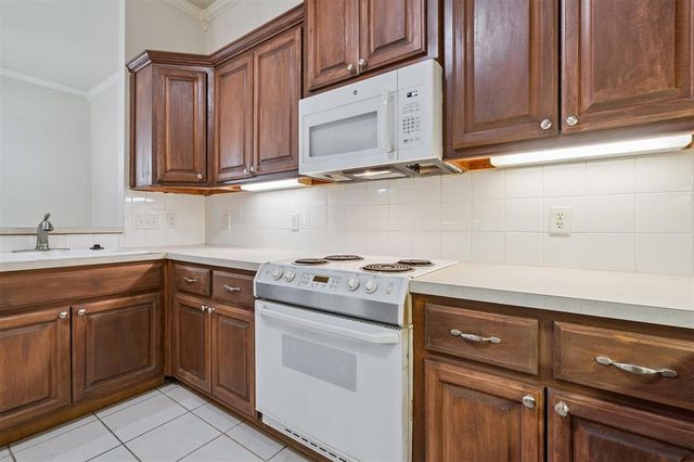 25 Red Admiral Way, Edmond, OK 73013