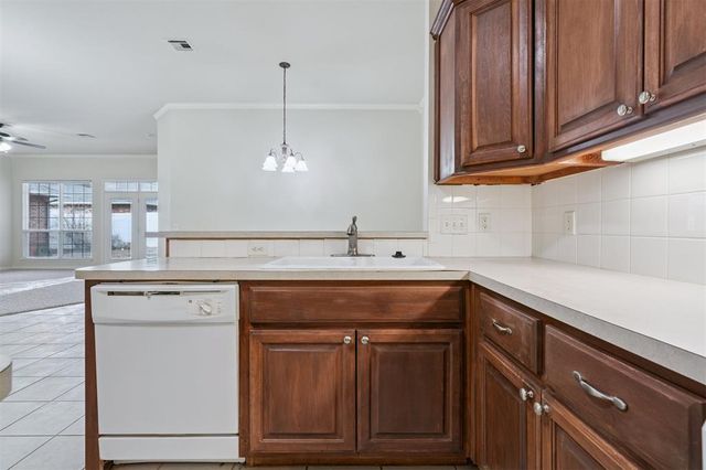 25 Red Admiral Way, Edmond, OK 73013