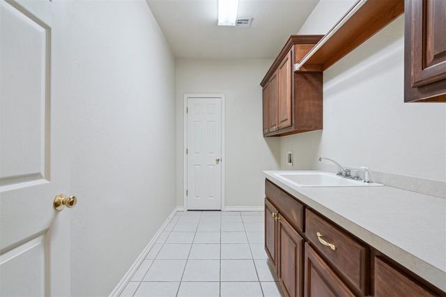 25 Red Admiral Way, Edmond, OK 73013