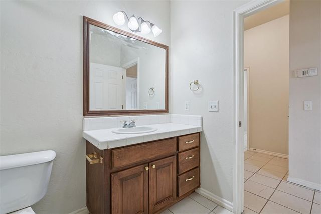 25 Red Admiral Way, Edmond, OK 73013