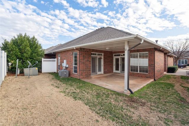 25 Red Admiral Way, Edmond, OK 73013