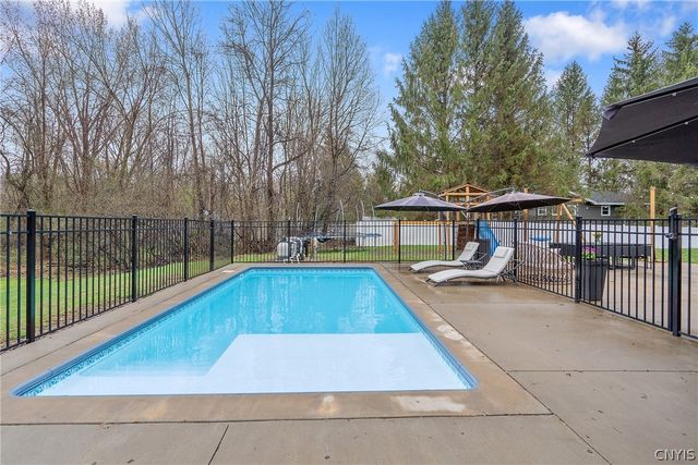 2590 County Route 7, Oswego, NY 13126