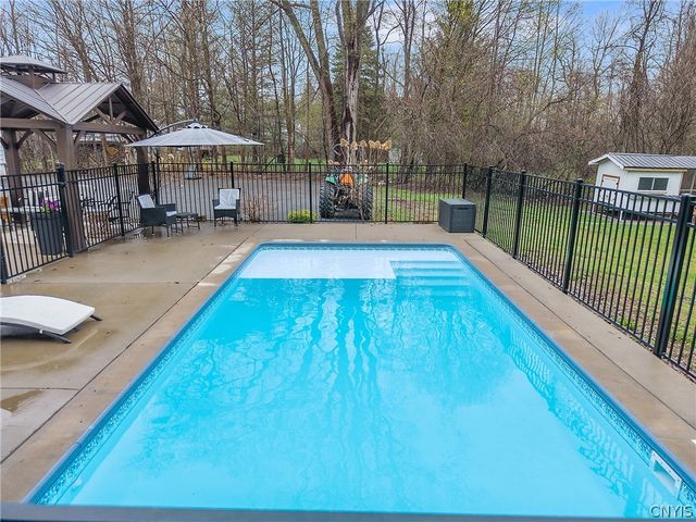 2590 County Route 7, Oswego, NY 13126