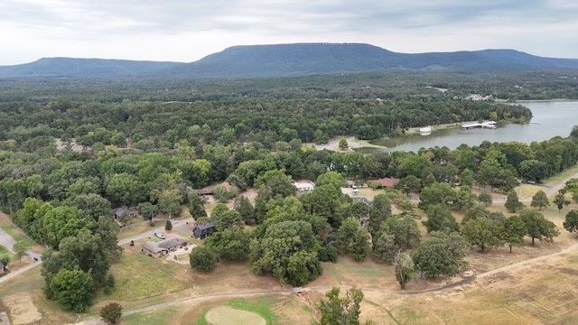 10724 Bay Ridge Drive, Dardanelle, AR 72834