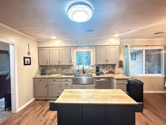 10724 Bay Ridge Drive, Dardanelle, AR 72834