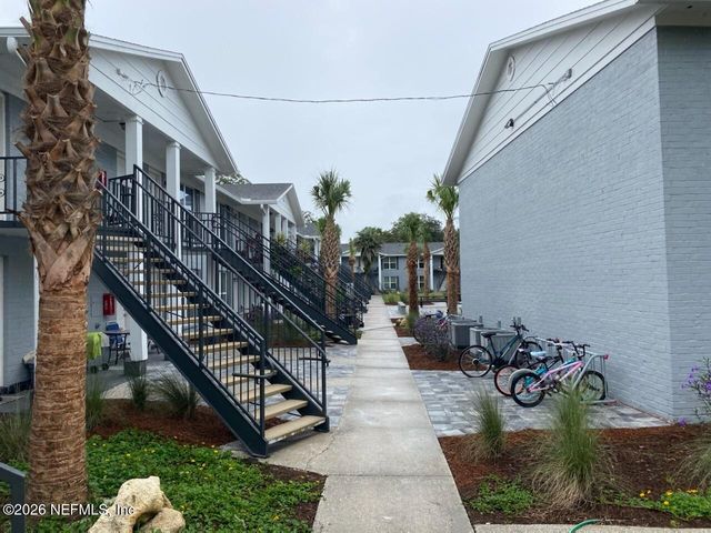 2216 SPRING PARK Road 11, Jacksonville, FL 32207