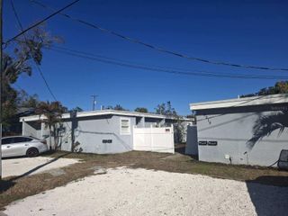 8015 N KLONDYKE STREET, Tampa, FL 33604