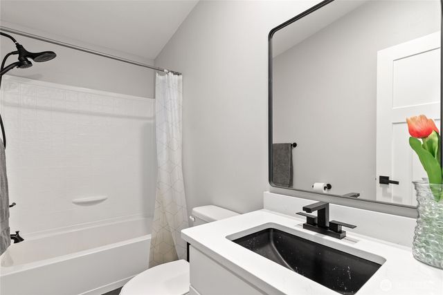 29717 118th Avenue E, Graham, WA 98338