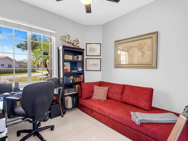 8510 SW 208th Ln, Cutler Bay, FL 33189