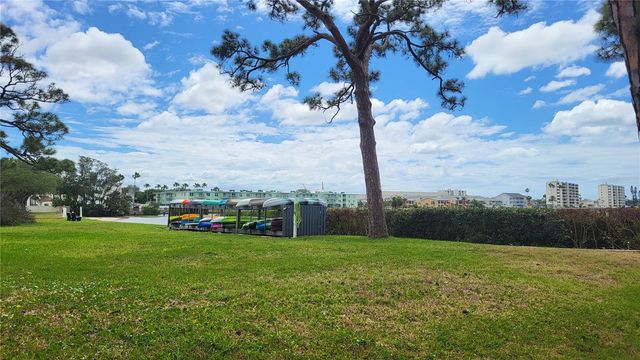 2700 BAYSHORE BOULEVARD 592, Dunedin, FL 34698