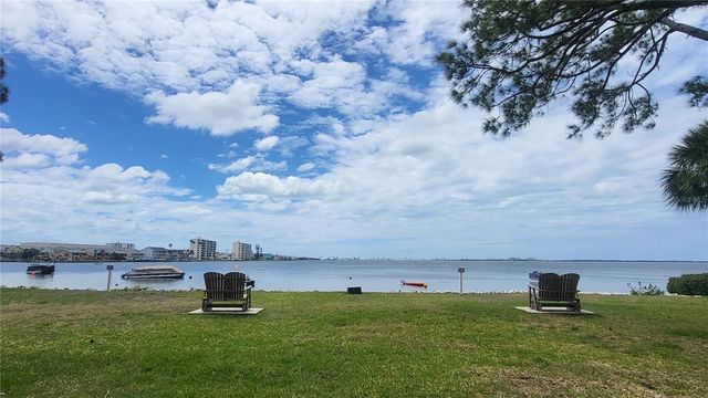 2700 BAYSHORE BOULEVARD 592, Dunedin, FL 34698