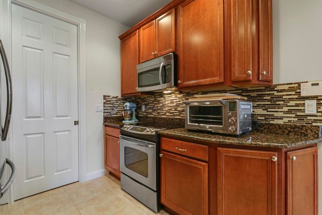 1323 N Jeaga Drive, Jupiter, FL 33458