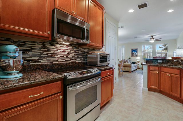 1323 N Jeaga Drive, Jupiter, FL 33458