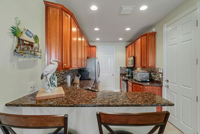 1323 N Jeaga Drive, Jupiter, FL 33458