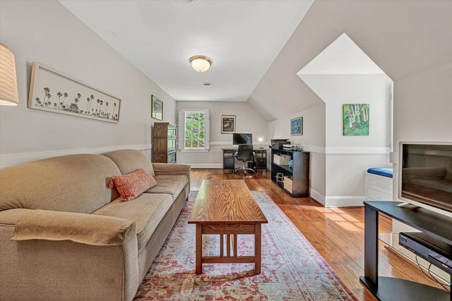 3925 Winding Way RD, Roanoke, VA 24015