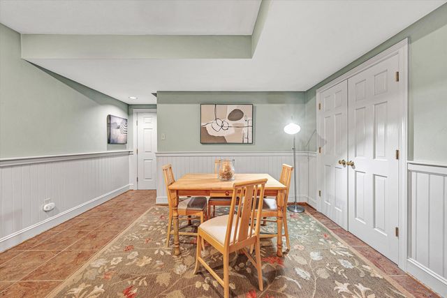 3925 Winding Way RD, Roanoke, VA 24015