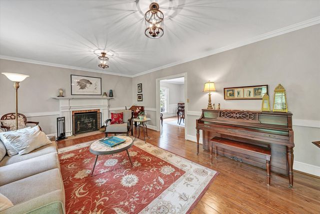 3925 Winding Way RD, Roanoke, VA 24015
